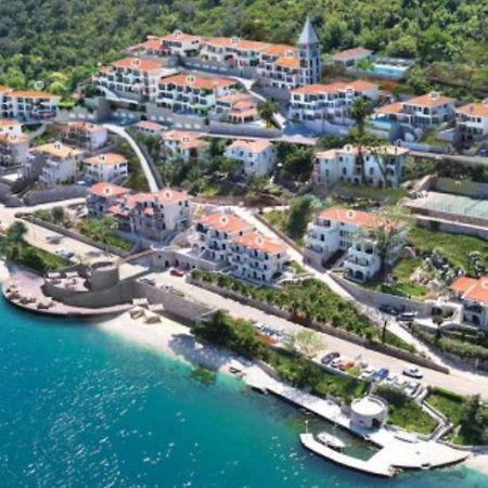 Boka Gardens Seaside Resort コトル エクステリア 写真